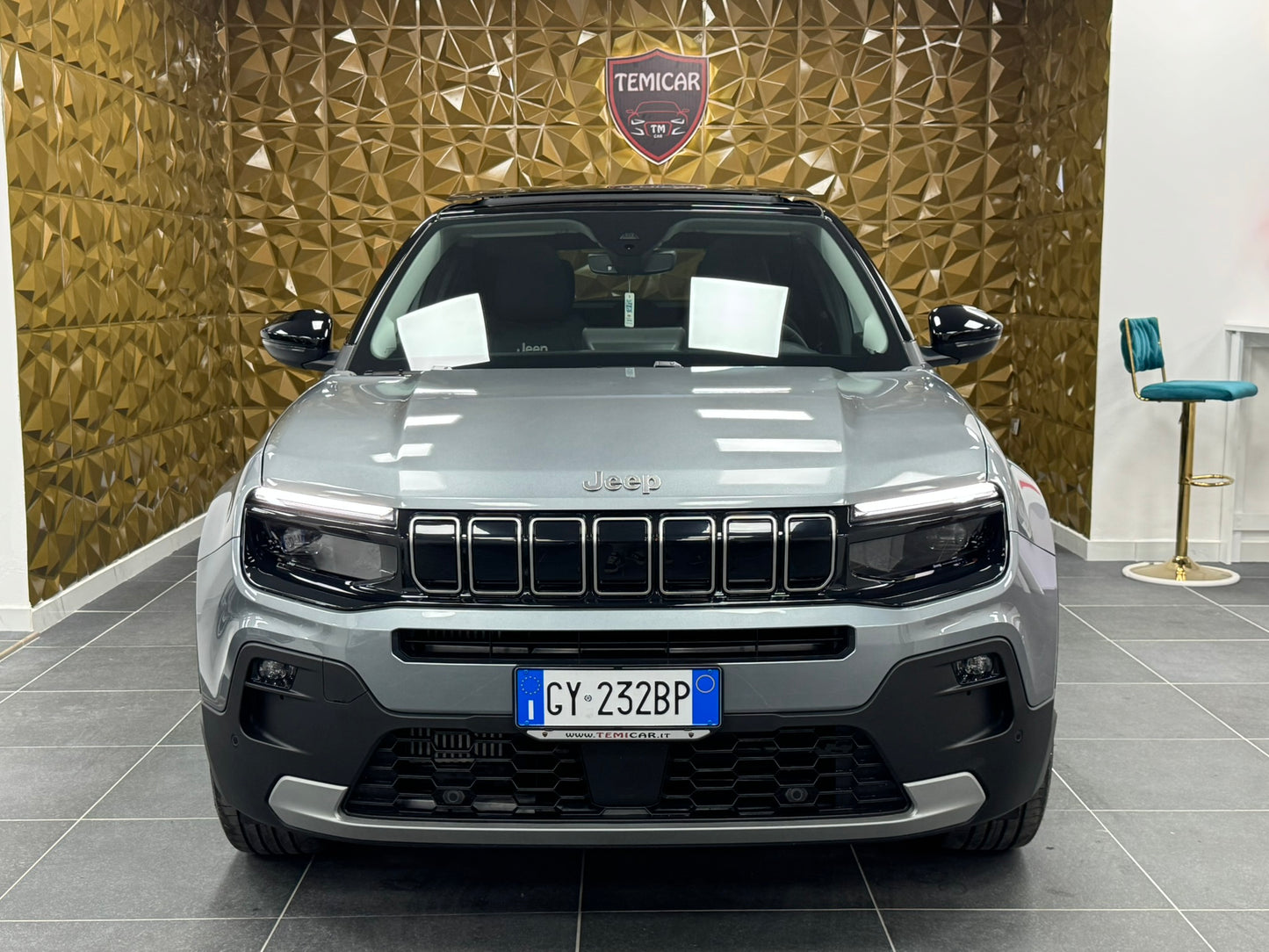 Jeep Avenger Summit