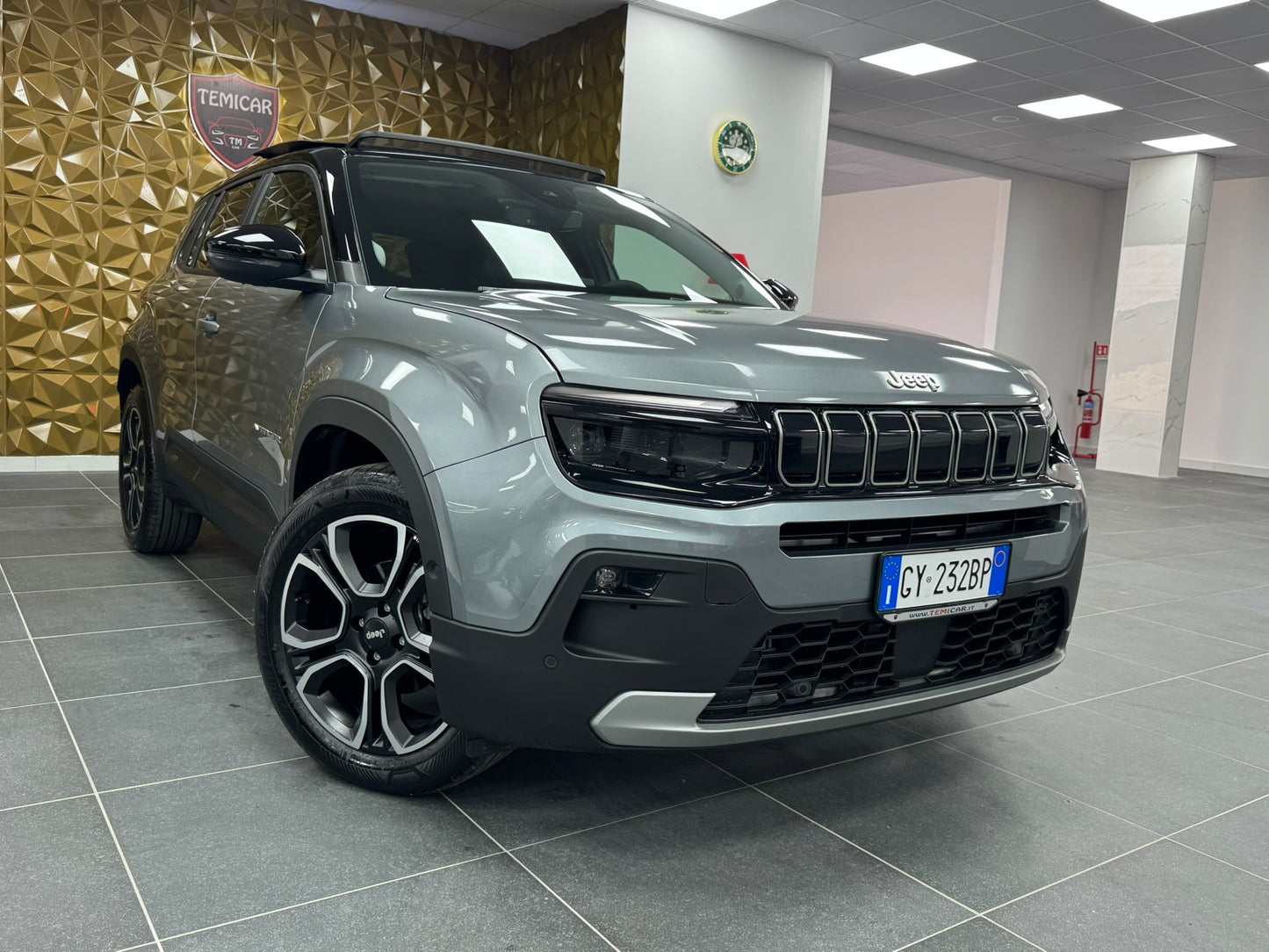 Jeep Avenger Summit
