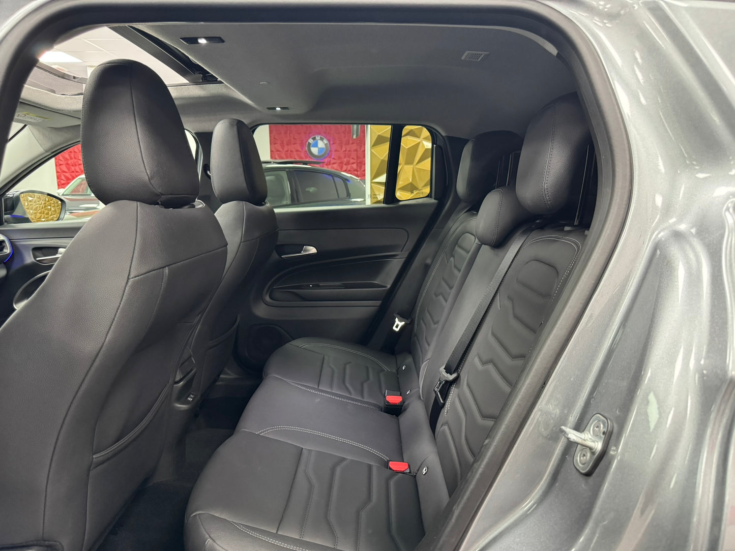 Jeep Avenger Summit