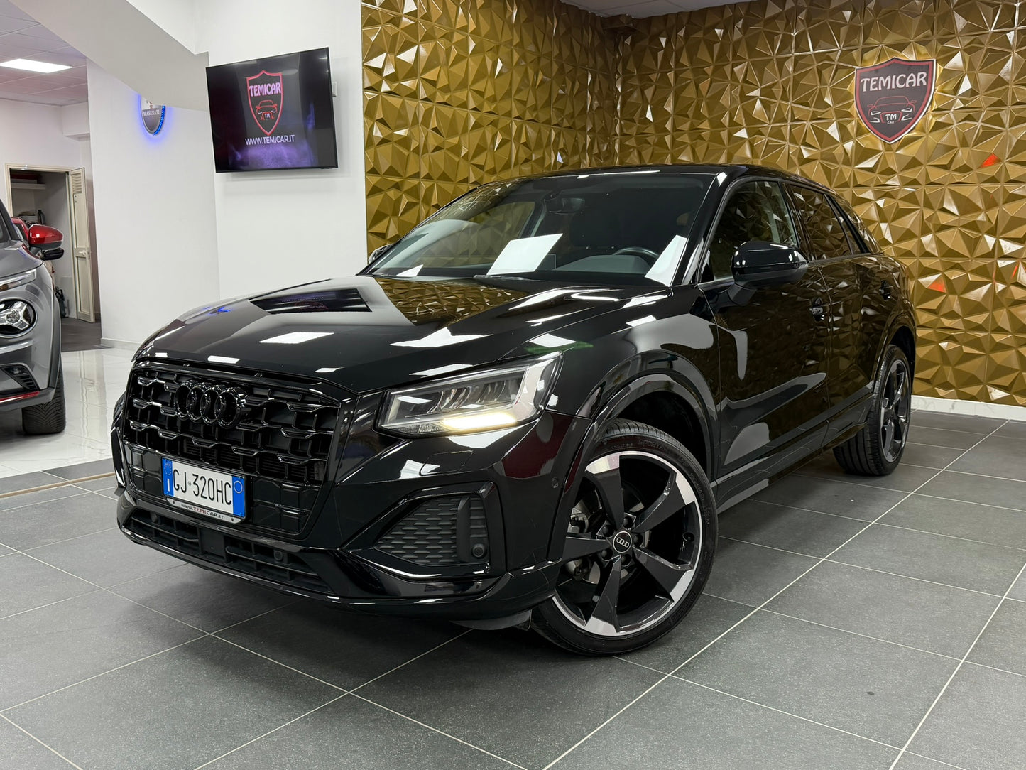 Audi Q2 S-Line Black Edition