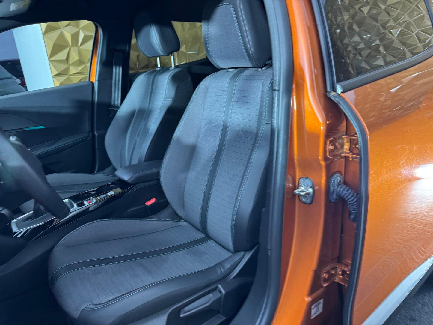 Peugeot 2008 Allure Pack *Promo*