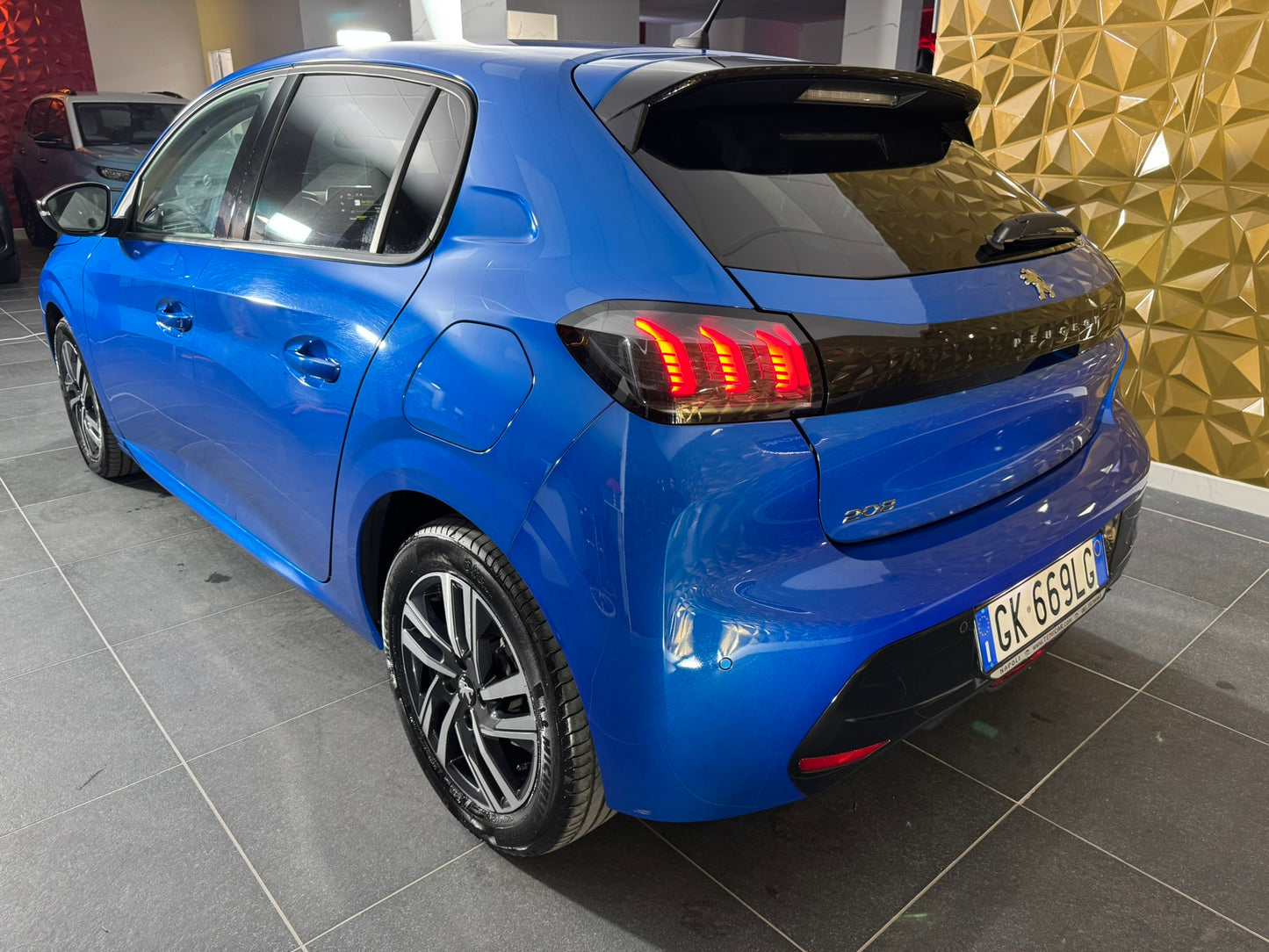 Peugeot 208 Allure Pack *Promo*