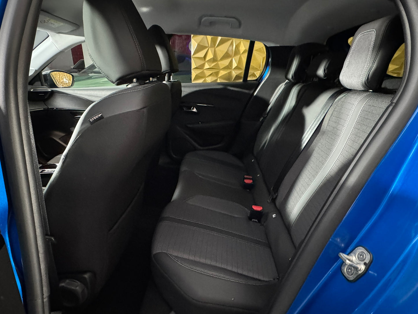 Peugeot 208 Allure Pack *Promo*