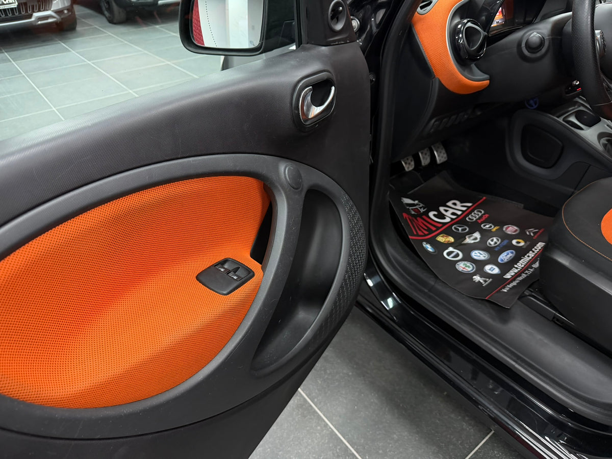 Smart Forfour #1 Edition