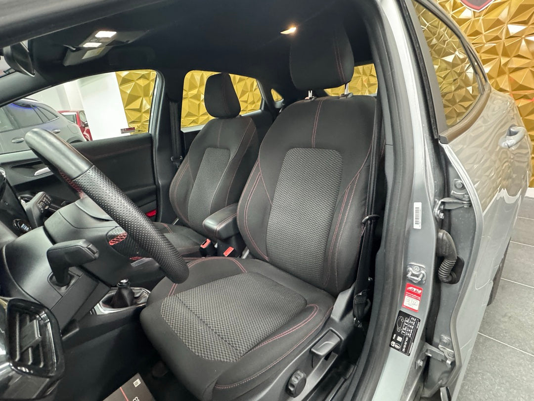 Ford Puma St-Line Hybrid