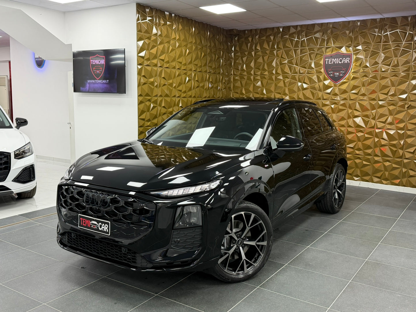 Audi Q3 S-Line Black Edition