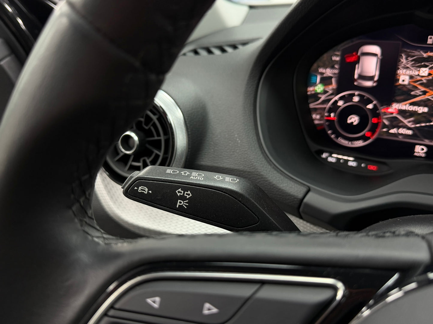 Audi Q2 S-Line Black Edition