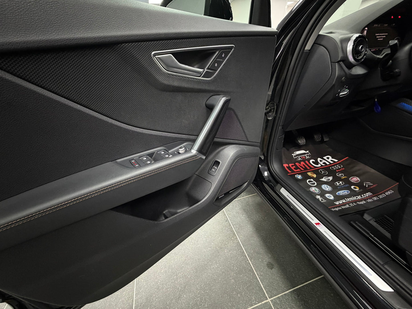 Audi Q2 S-Line Black Edition