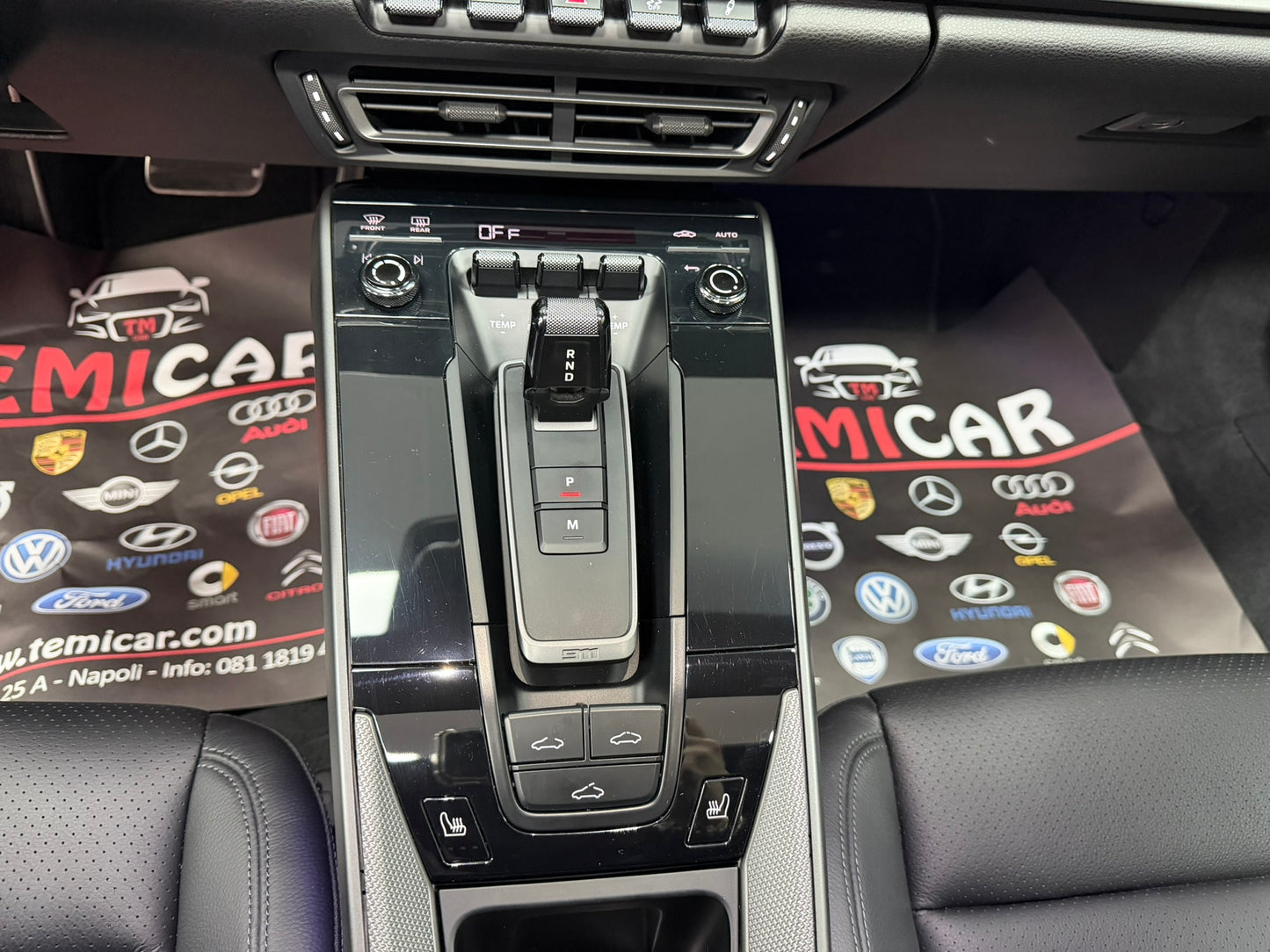Porsche 911 Carrera
