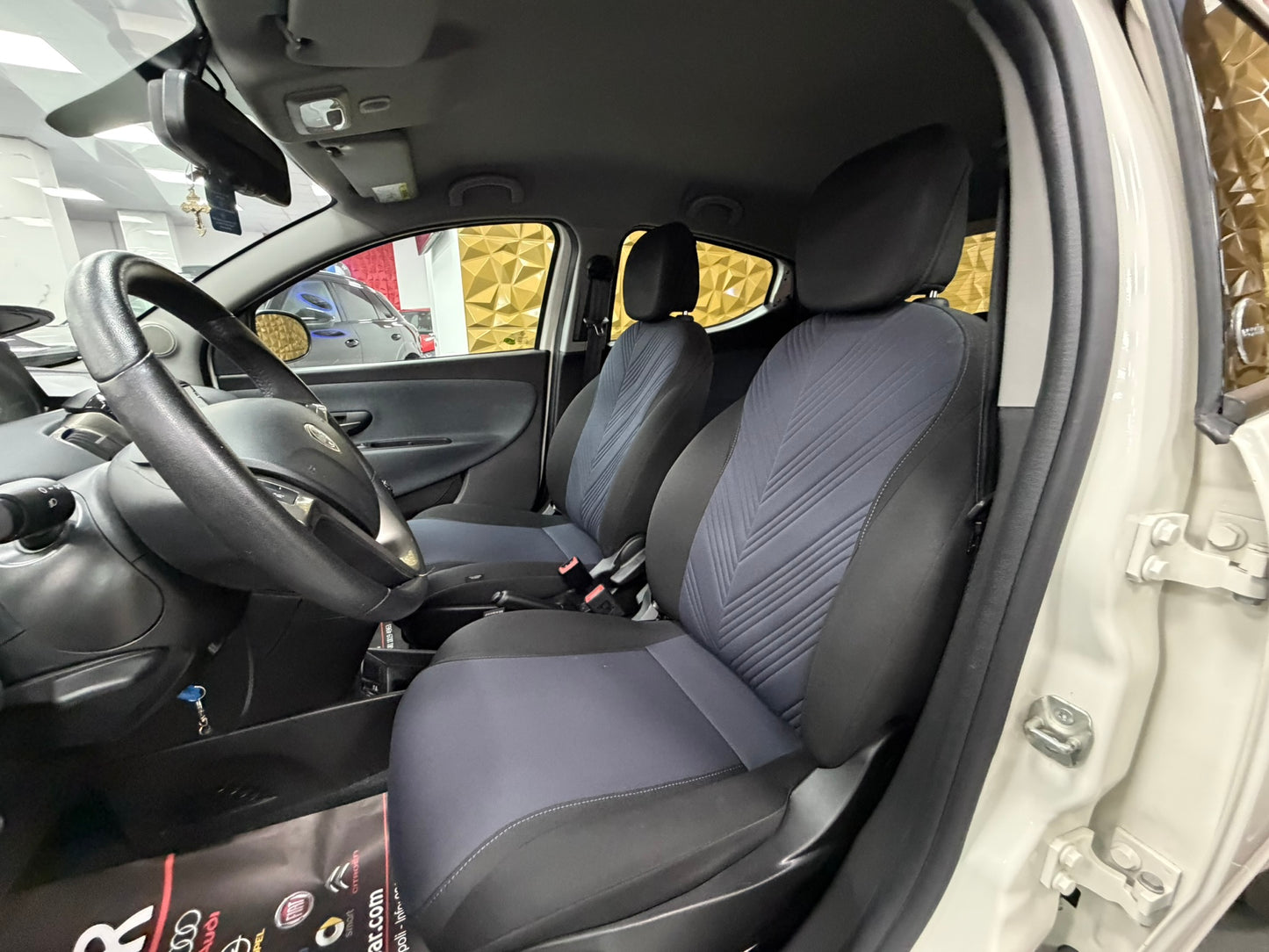 Lancia Ypsilon Ecochic