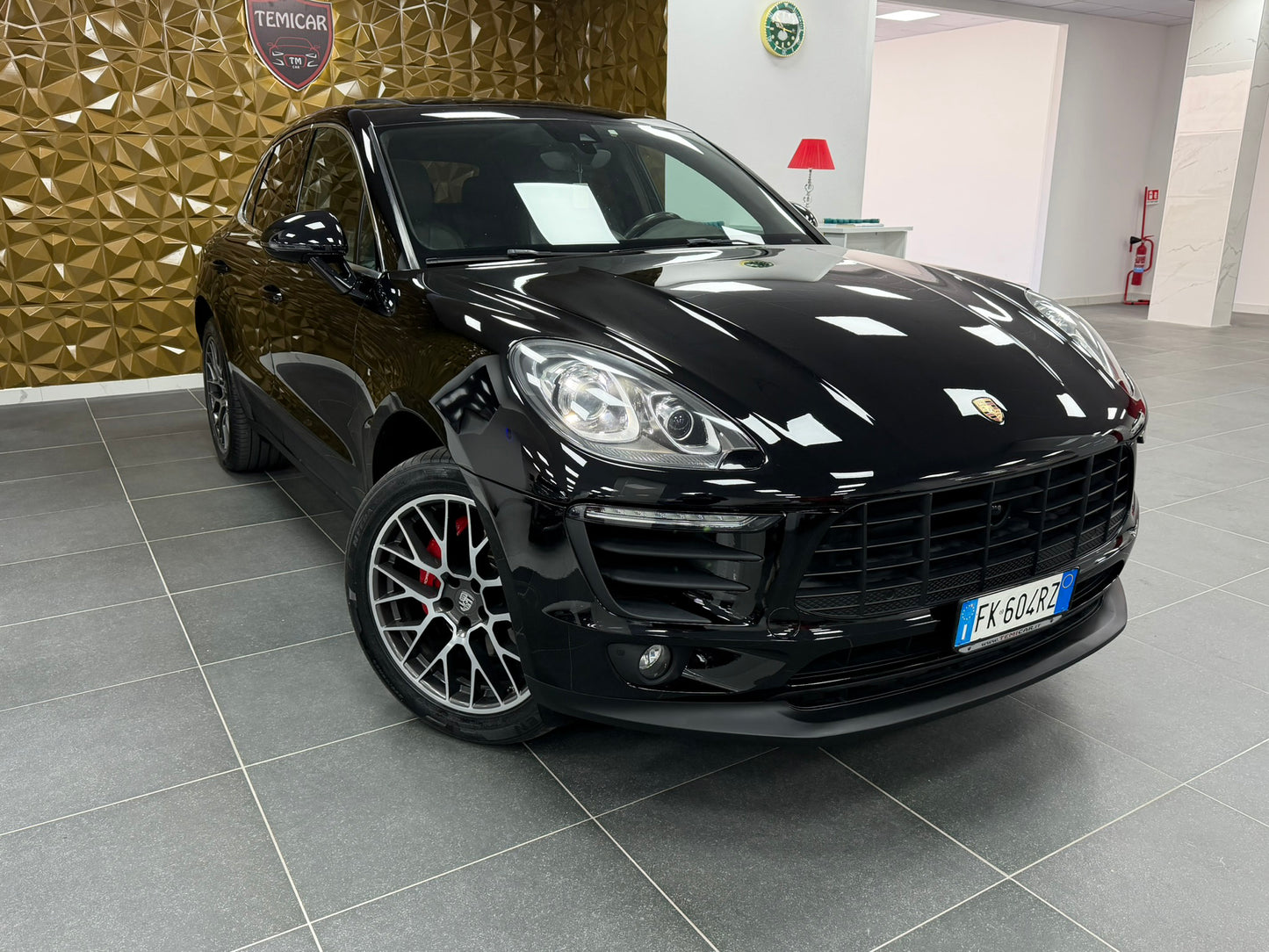 Porsche Macan S