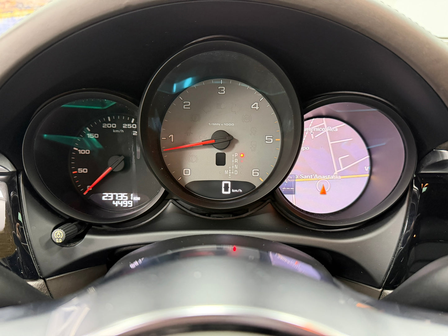 Porsche Macan S