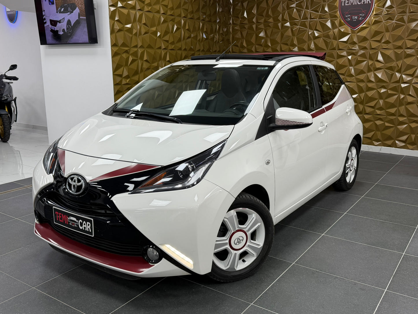 Toyoya Aygo X-Wave